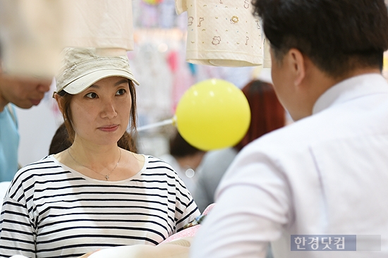 [포토] 정경미, '연예인 이전에 나도 엄마!' (2014 서울베이비페어)