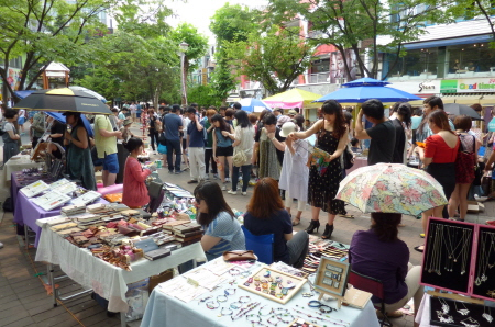 홍대앞 예술시장 프리마켓, 오래된 미래를 열다