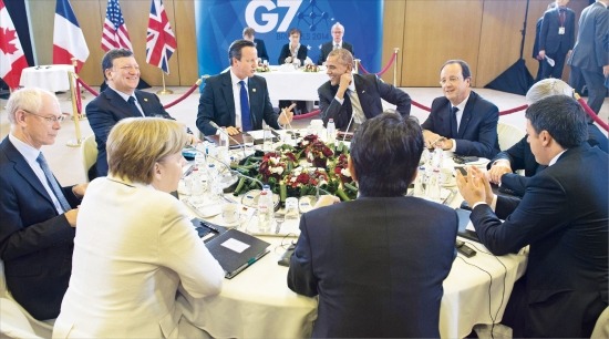 G7 정상 "러시아 추가 제재" 경고