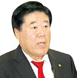 야당의원이 "쌀 개방 고려할 때 됐다"…최규성 새정치聯 의원 '주목'