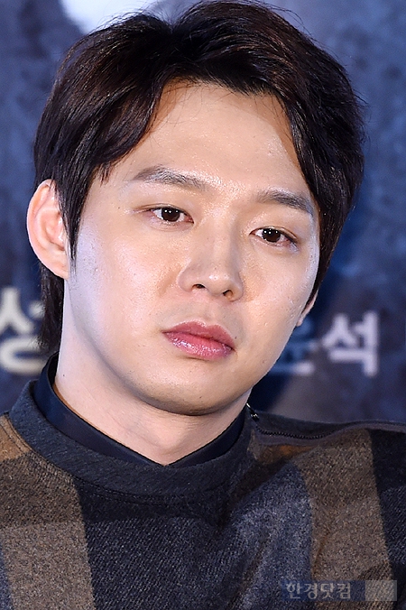 [포토] 박유천, '영화 보고 생각에 잠겨~'