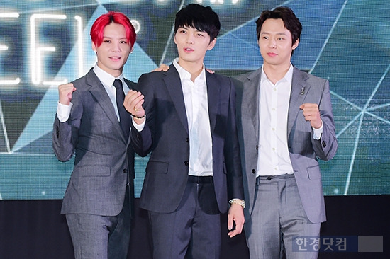 [포토] JYJ '화이팅 포즈도 멋지게'