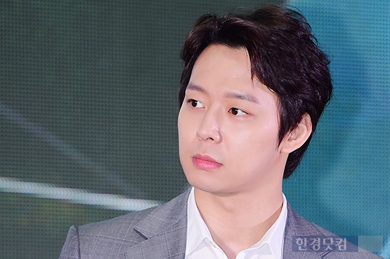 [포토] JYJ 박유천, '얼굴에 묻은 잘생김'