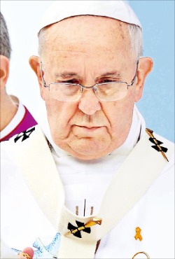 [프란치스코 교황 방한] "세월호 십자가 로마 가져가겠다"
