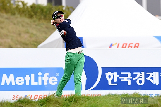 [메트라이프·한국경제 KLPGA 챔피언십] 김효주, '작은 체구에서 뿜어져 나오는 강한 힘'