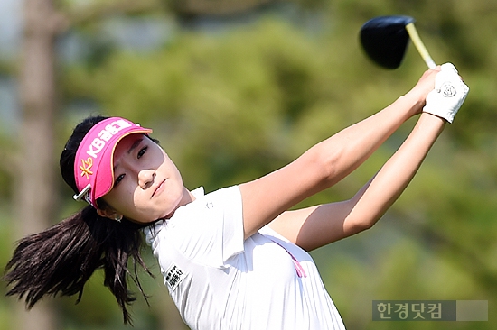 [메트라이프·한국경제 KLPGA 챔피언십] 오지현, '강력한 티샷~'