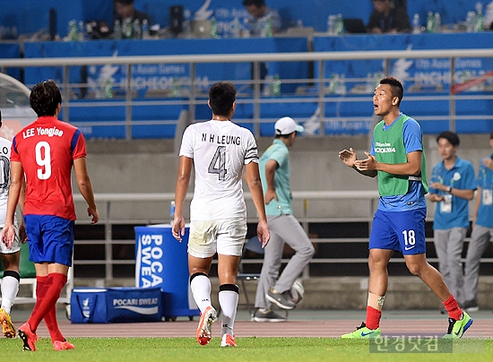 [포토] 김신욱, '후배들 다독이는 큰형'