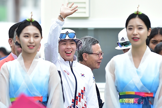 [포토] 김윤희, '환한 여신 미소~'