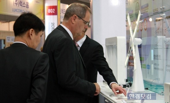 국제광(光)산업전시회가 광주 김대중컨벤션센터에서 6일부터 8일까지 사흘간 열린다. / 한국광산업진흥회 제공.   