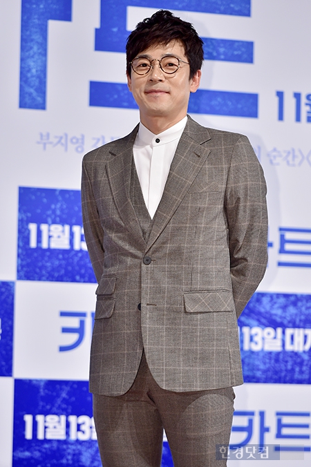 [포토] 이승준, '옅은 미소 머금고'