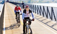 'MB표' 자전거도로 사업 대폭 줄이고 2015년 끝낸다