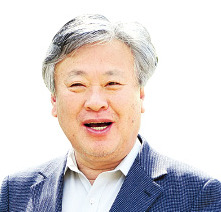 이문열 "삼성이 公的 역할 해야"