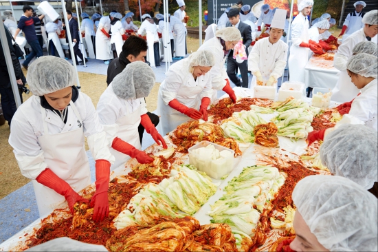 주한 외국인들 "한류, 가요·드라마보다 김치"