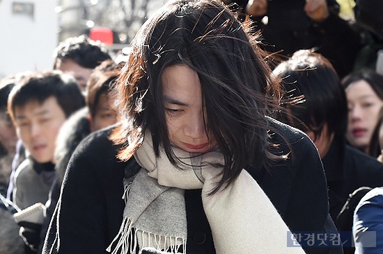 '땅콩 회항'으로 물의를 빚은 조현아 전 대한항공 부사장이 검찰에 출석했다. 사진=변성현 기자