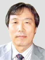              정기화
전남대 경제학부 교수 