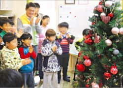 주방가구 넵스, 옥상 파티·봉사활동 통해 동료애 키워