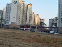 [한경매물마당] 충남 천안시 아파트단지앞 코너 상가건물 등 8건