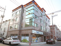 [한경매물마당] 충남 천안시 아파트단지앞 코너 상가건물 등 8건