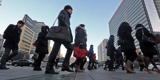 한국 1인당 세금 증가율 OECD 4번째 