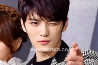 TENPHOTO, 김재중, &#39;맙소사... 이런거 해도 될까요?&#39; (스파이)