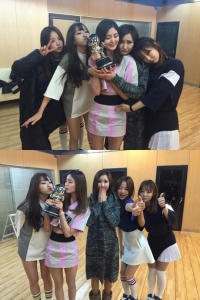 EXID, 데뷔 3년만에 첫 1위 기념 인증샷 공개 &#34;평생 잊지 못할 날&#34;