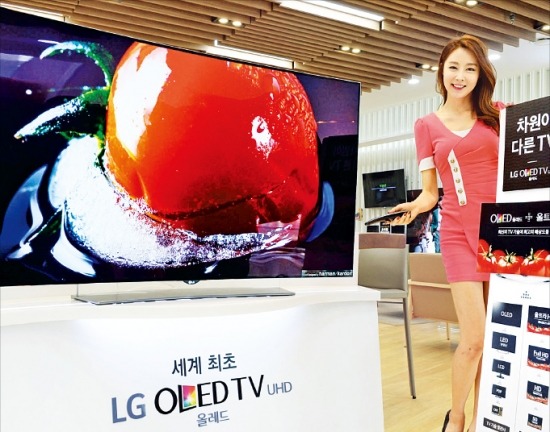 LG "OLED TV 사면 최대 200만원 캐시백"