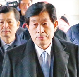"원세훈 불법 대선개입 유죄"…법정 구속