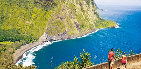 하와이 빅아일랜드의 와이피오 전망대. 
