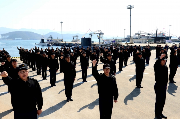 해군, 잠수함 무사고 200만 마일 달성  