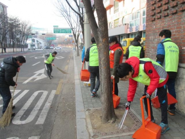 (구청브리프)서울 도봉구, ‘나무 돌보미 사업’ 참여자 모집