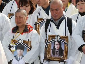 "세월호법 시행령 폐기하라" 영정 안고 도보행진