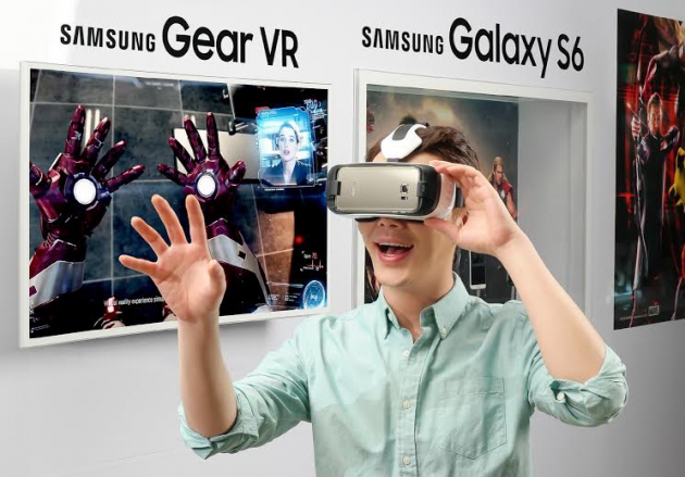 갤럭시S6와 결합해 가상 현실 콘텐츠를 즐길 수 있는 헤드셋, 삼성 기어 VR이 7일 출시된다.

