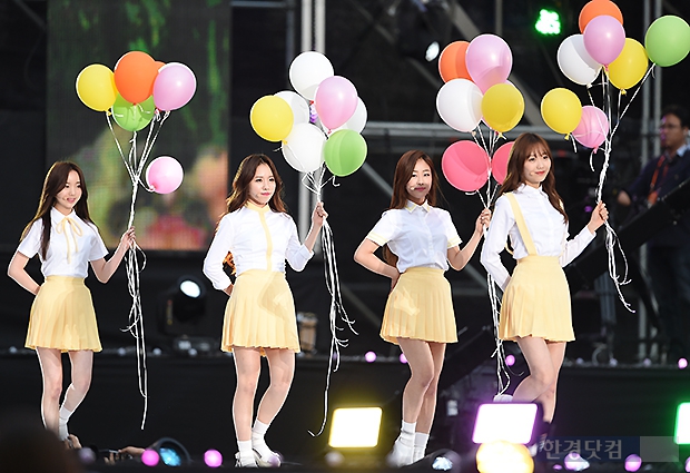 [포토] 러블리즈, '풍선 들고 사랑스럽게~' (2015 드림콘서트)