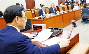 "국민연금 개악, 국회 월권"…청와대 '부글부글'