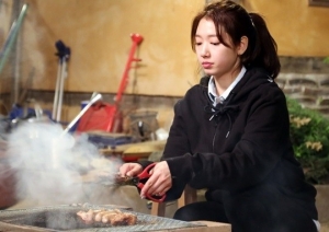 박신혜 곱창집, '삼시세끼'로 화제…'맛집'으로 이미 유명