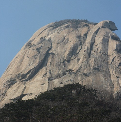 북한산 인수봉서 낙석사고 북한산 인수봉서 낙석사고 / 사진 = W스타뉴스