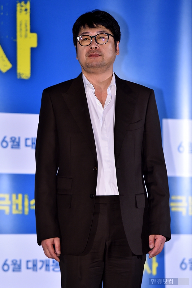 [포토] 김윤석, '카리스마 넘치는 눈빛' 