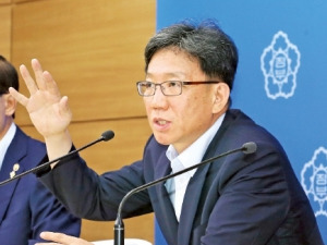 산업계 "온실가스 37% 감축, 한국을 저성장 늪에 빠뜨릴 것"