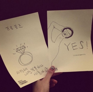 김새롬♥이찬오, 사랑스러운 프러포즈 공개 &#34;나랑 결혼하자 새롬아&#34;