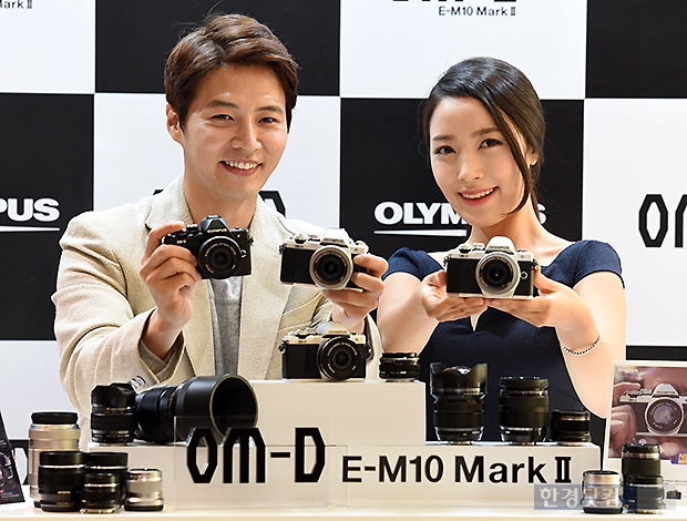 [포토] 올림푸스 'OM-D E-M10 Mark II' 출시