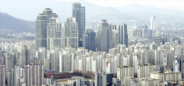 [Real Estate] '집 살까…전세 머물까' 고민 늘어…하반기 전세난 지속 예상