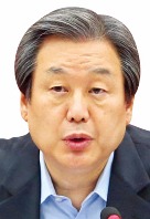 김무성 "지역구 축소 맞지않다"