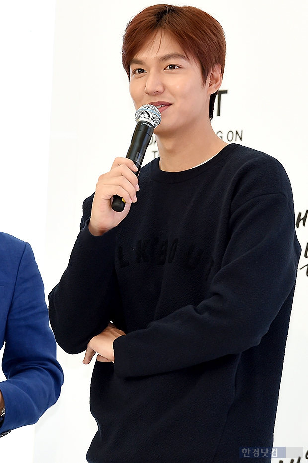 [포토] 이민호, '부드러운 눈빛에 여심 사르르 녹네~'