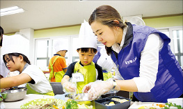 삼성웰스토리, 저소득층 아동 급식 지원