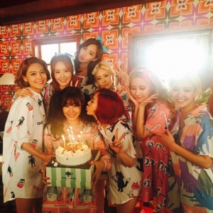 소녀시대, 파자마 입고 여신 미모 발산 &#34;막방기념 짤털이&#34;