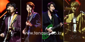 [TENPHOTO] 정용화 이정신 이종현 강민혁, 더 멋있어졌다... 1년 7개월 만에 돌아온 씨엔블루