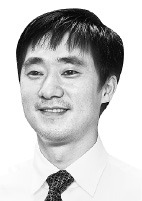 [이대론 대한민국 미래없다] 김도연 총장 "공대생 롤모델은 기업가…월급 주는 사람으로 키워야"