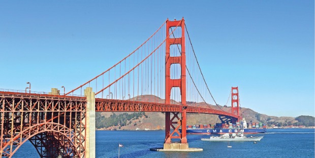 샌프란시스코의 상징인 골든게이트브리지 