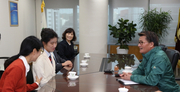 유종필 관악구청장, 스페셜올림픽 골프 금메달 김가은 선수 격려