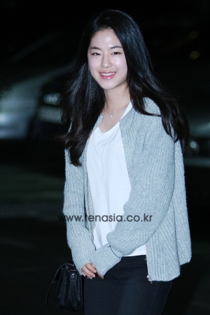 [TENPHOTO] 박혜수, 오빠들 시선 사로잡는 풋풋한 외모 (용팔이 종방연)